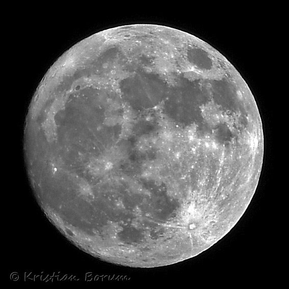 Luna20110318-37570sSA.jpg